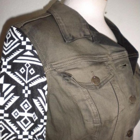JESSICA SIMPSON MS SZ LARGE DARK OLIVE JACQUARD PRINT SLEEVES PIXIE DENIM JACKET - Picture 8 of 8